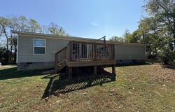 429 Brandenburg-Irvington Ln, Irvington, KY 40146