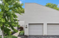 1146 S Ridge Road, Lansing, MI 48917