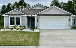 70305 WINDING RIVER Drive, Yulee, FL 32097