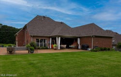 1828 W Keenlan Drive, Hernando, MS 38632