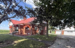 14498 N Huey Road, Sandborn, IN 47578