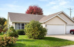 803 Ashbury Way, Ottawa, IL 61350