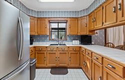 9517 E Admiral Doyle Drive, Jeanerette, LA 70544