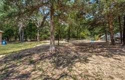 735 Sleepy Hollow Lane, Valley View, TX 76272