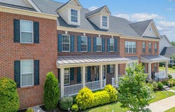 4871 E BLOSSOM DRIVE, DOYLESTOWN, PA 18902