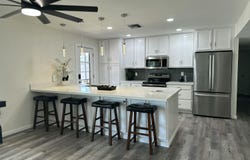 1708 W HARMONT Drive, Phoenix, AZ 85021