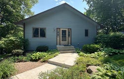 8834 Bishop Avenue NW, Maple Lake, MN 55358