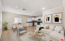 1147 S Kenmore Ave, Los Angeles, CA 90006