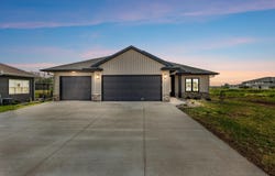 726 TAMBOUR Court, DE PERE, WI 54115