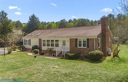 5542 Dilly-E Lane, Gloucester, VA 23061