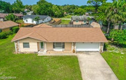 827 Wildwood Circle, Port Orange, FL 32127