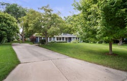 7291 Huckleberry Ct, Greendale, WI 53129