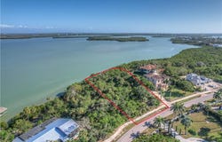 621 Inlet, MARCO ISLAND, FL 34145