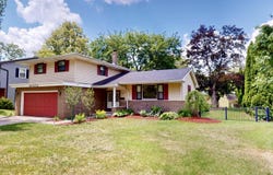 9206 White Oak Avenue, Munster, IN 46321