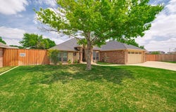 1900 Fringewood Dr, Midland, TX 79707
