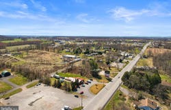 6415 YORK ROAD, ABBOTTSTOWN, PA 17301