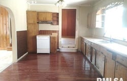 1916 AMES Road, Red Bud, IL 62278