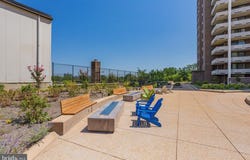 1800 OLD MEADOW ROAD, MCLEAN, VA 22102