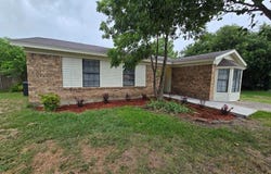 504 White Oak Lane, Burleson, TX 76028