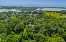 1130 Squirewood Way, Dandridge, TN 37725