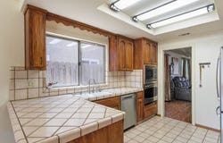 1552 Liverpool Court, Manteca, CA 95336