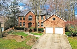 2248 Crestmont Drive, Girard, OH 44420