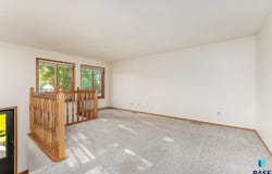 1505 E Cedar Cir, Brandon, SD 57005