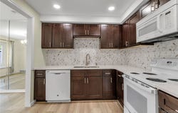1419 N Forest Road, Amherst, NY 14221