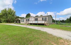 9315 Ginger Rd, Gilmer, TX 75644