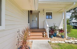 1007 LAKE AVOCA DRIVE, TARPON SPRINGS, FL 34689