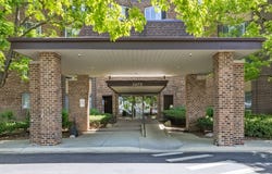 1475 Rebecca Drive, Hoffman Estates, IL 60169