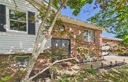 107 Vaughan Avenue, St Robert, MO 65584