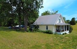 354 Eve Highway, Magnolia, KY 42757