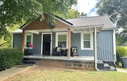 119 Woodland St, Livingston, TN 38570