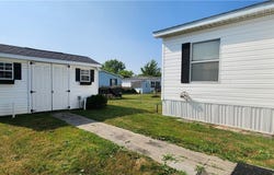 344 Applewood Drive, Lockport Town, NY 14094
