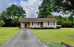 2445 Tammy Drive, Kinston, NC 28504