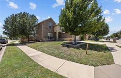 5764 Sapphire Pool Trail, Fort Worth, TX 76244