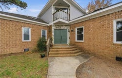 2218 Vicker Avenue, Chesapeake, VA 23324
