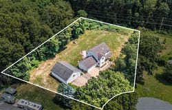 8309 Robins Lane, Battle Creek, MI 49014