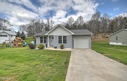 1735 Southside Road, Elizabethton, TN 37643