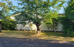 1404 UMPQUA Rd, Woodburn, OR 97071