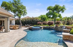 27435 Waterfall Hill PKWY, Spicewood, TX 78669