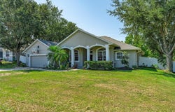 10932 WILLIAMS AVENUE, HOWEY IN THE HILLS, FL 34737