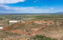 E 27th Street, Douglas, AZ 85607