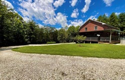 67 Pine Mountain Rd., Campton, KY 41301