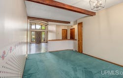 1002 E Grant, Iron Mountain, MI 49801