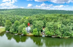 5719 Lakeshore Drive, Tallassee, TN 37878