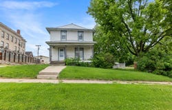 200 S Broadway St, Princeton, MO 64673