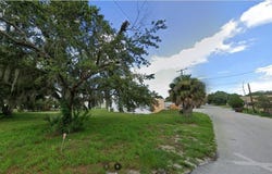 60 E STREET, LAKE WALES, FL 33898