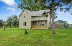 1620 Oregon Drive, Knoxville, IA 50138